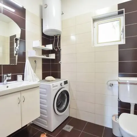 Holiday home Mit Privatpool Fuer 12 Personen Ca 280 Qm In Split-kucine, Dalmatien Mosor