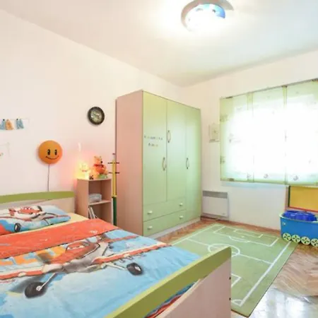 Mit Privatpool Fuer 12 Personen Ca 280 Qm In Split-kucine, Dalmatien Mosor * Solin