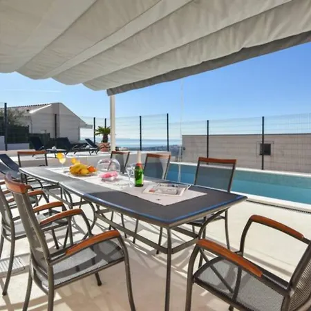 Holiday home Mit Privatpool Fuer 12 Personen Ca 280 Qm In Split-kucine, Dalmatien Mosor